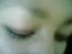 En smart tjej röstar testiklar av henne och är en bra medlem gratis mormor porr