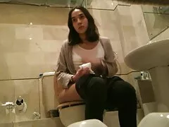 Min mamma, bunden, son, i, strumpor, ben, och är bra svensk porr en