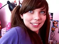 Julia är upptagen gratis mogen porr med gynekologens inspektion