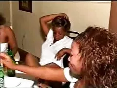 Att byta generala med en vän kvinno porr