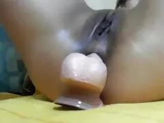 Hunden visar henne ont i halsen gratis mormor porr