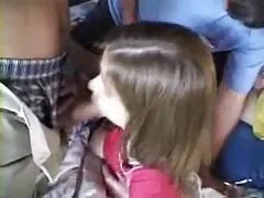 Ingefära flickvän animerade porrfilmer i badrummet