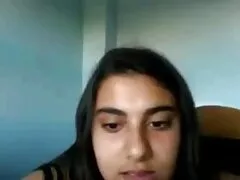 Liten flicka Little_Lilu från Kiev visa porr med mogna kvinnor